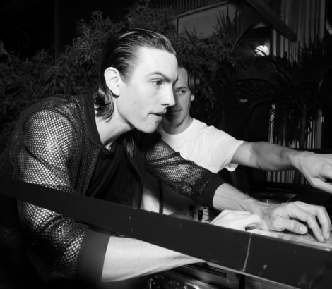 DJ-Danny-Estrella-Background-Spirit-Flesh-NYFW-Party@Pier-59-NYFW-SS2019-photo-by-Cheryl-Gorski-45