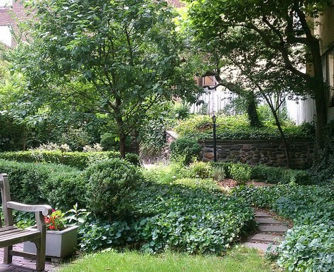 mount_vernon_garden1