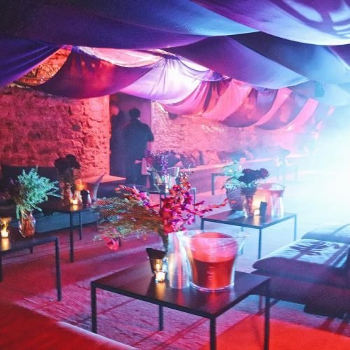 41364517_850380978627878_8384595306854923594_n