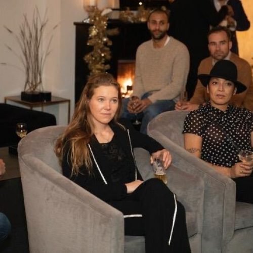 81bd6a70-c6e1-418a-ba9b-6c2f468c945d